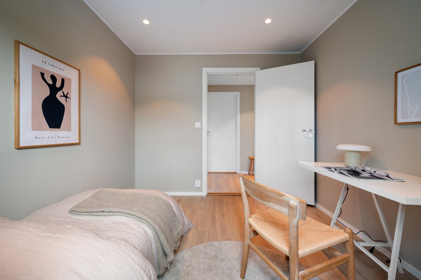 - Rommet passer perfekt som barne- eller gjesterom - Galleribilde