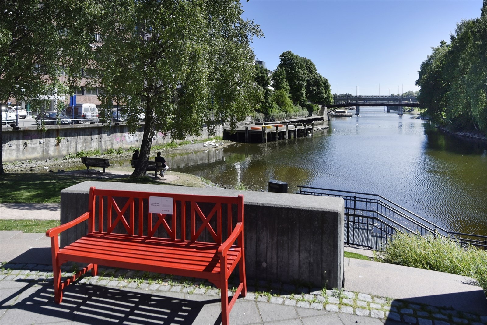 Sandvika er et nydelig sted å gå en tur langs kanalen Galleribilde
