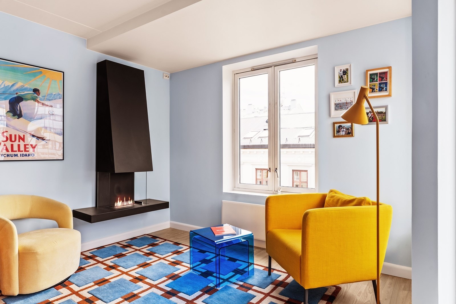 Lekker Tenderflame peis i stuen - perfekt for varme og kos på kalde vinterdager. Galleribilde