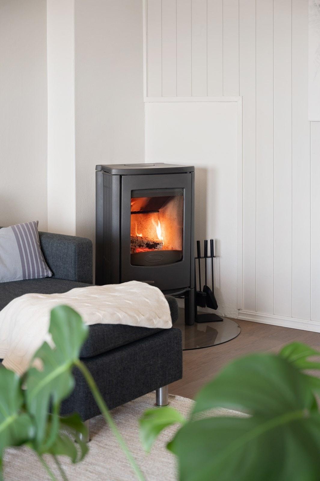 Hyggelig peisovn som varmer godt på kjølige kvelder. Galleribilde