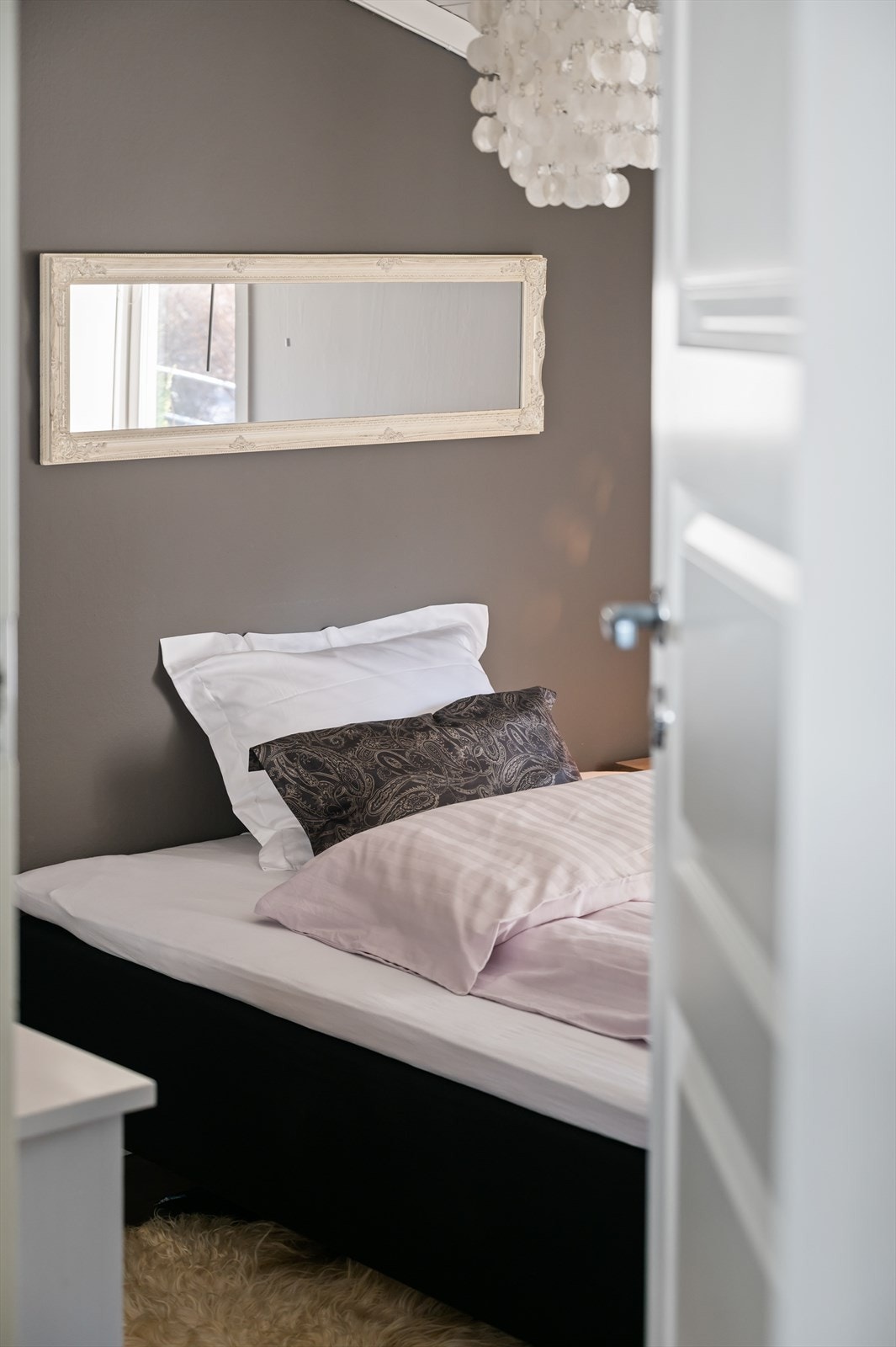 Det er to fine soverom i leiligheten. Galleribilde