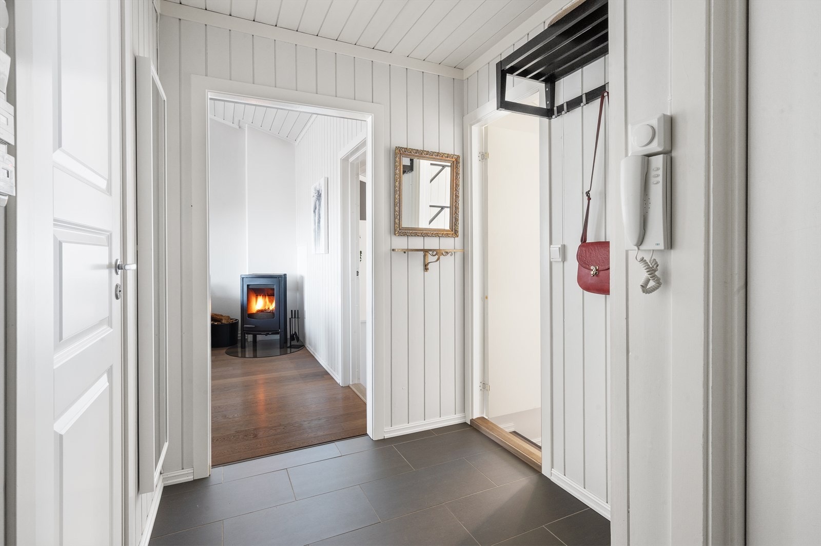 Det følger i tillegg en kjellerbod på 7,4 kvm. Galleribilde