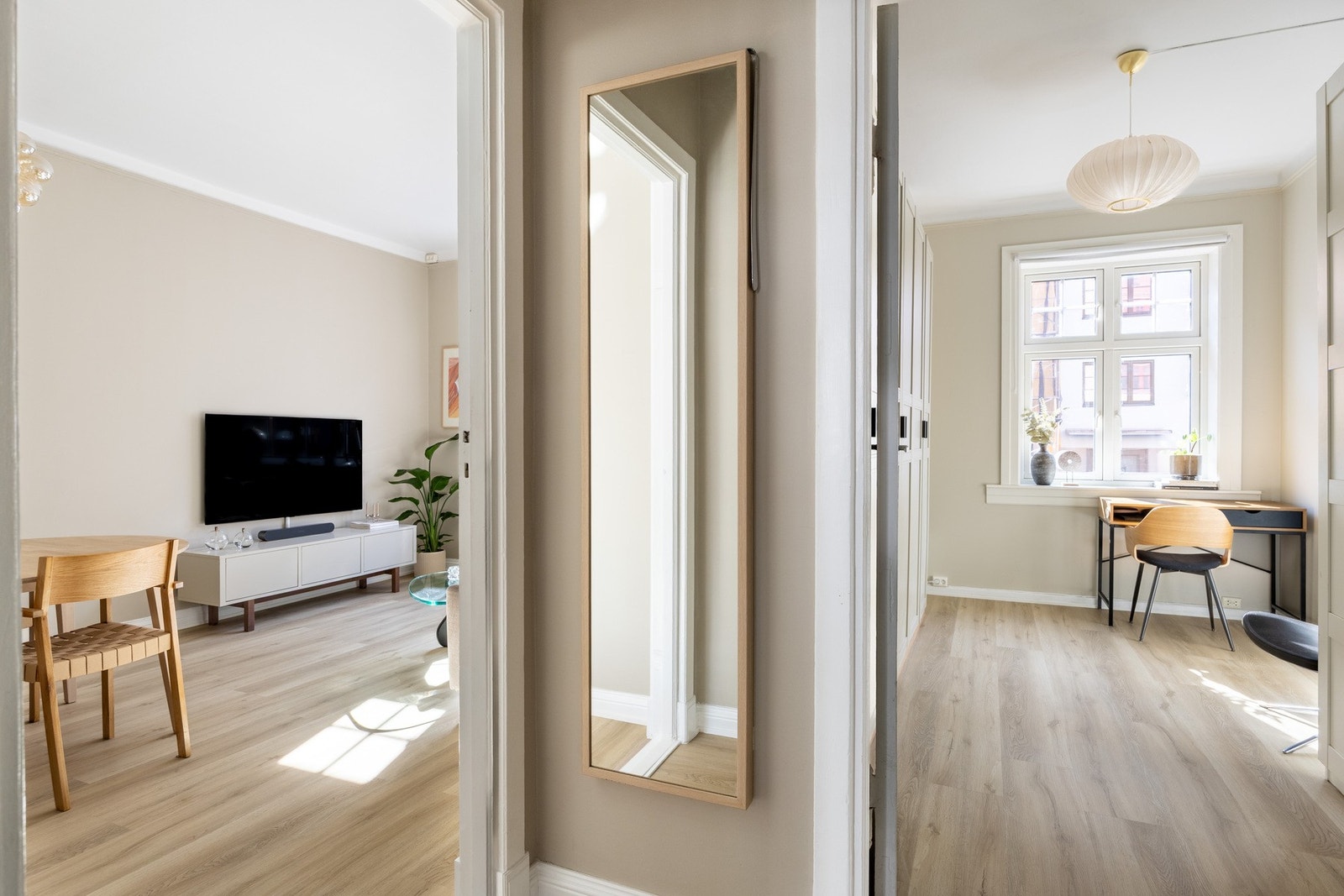 Videre har leiligheten et fint soverom. Galleribilde