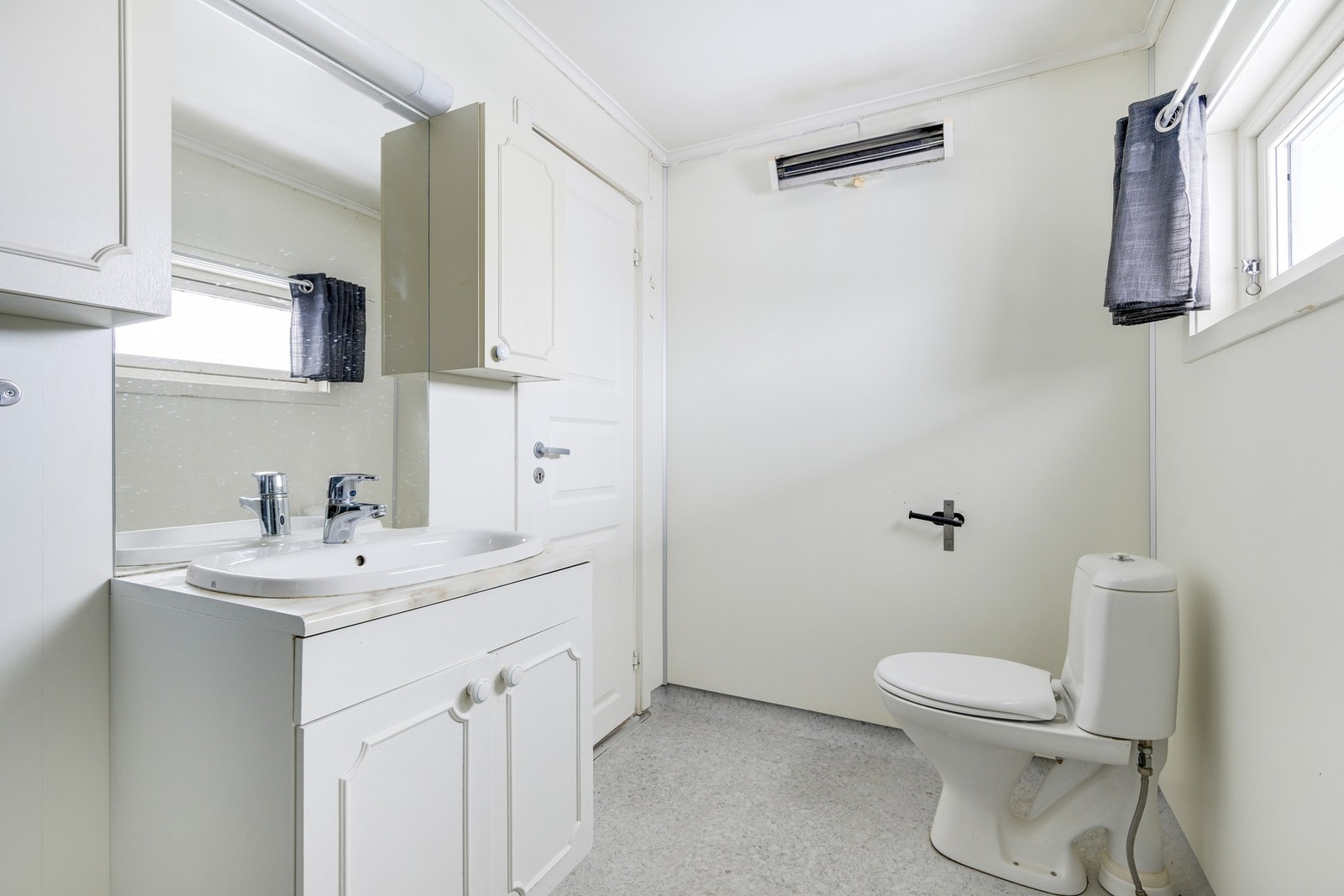 Enkelt bad Galleribilde