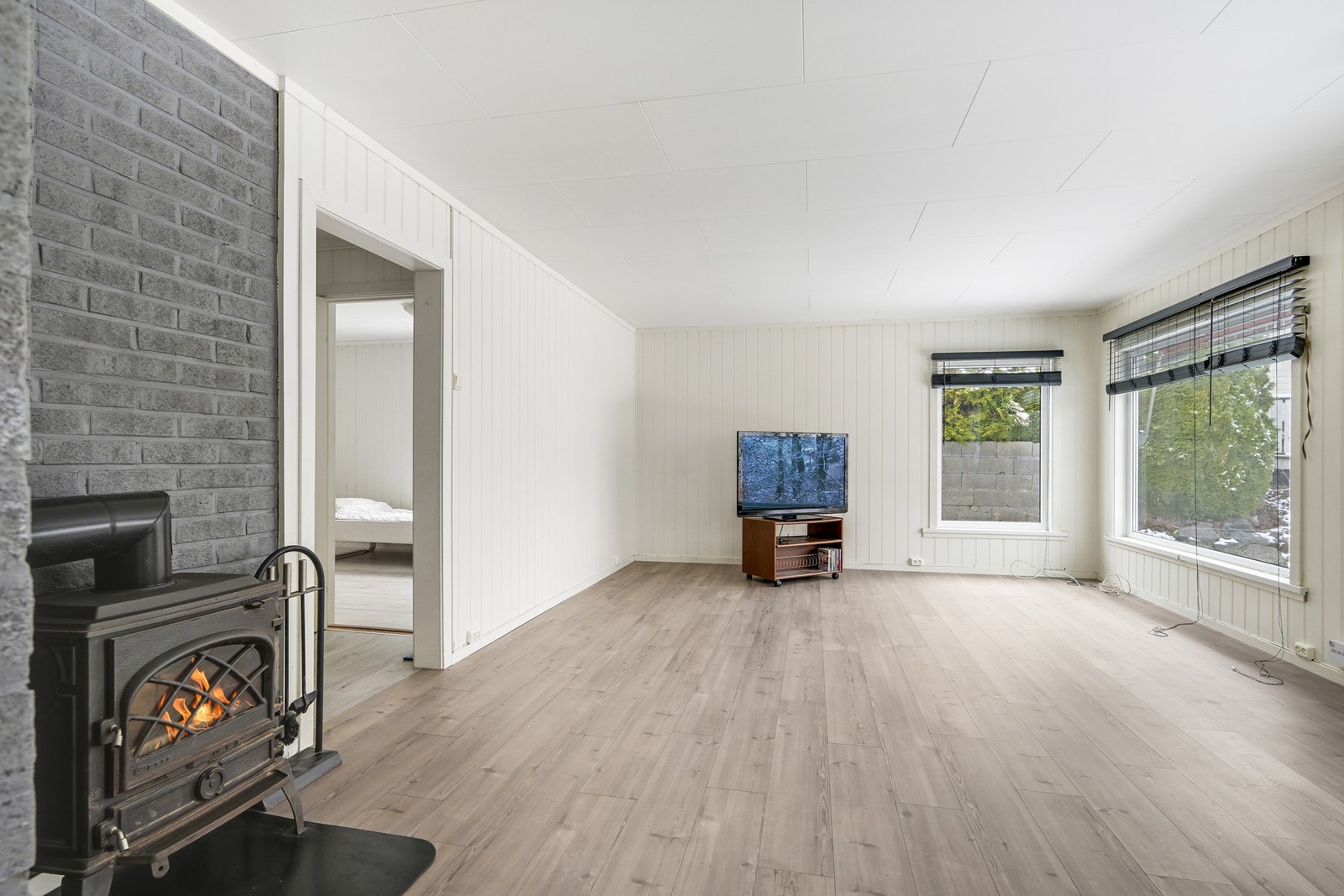 Stue med laminatgulv Galleribilde