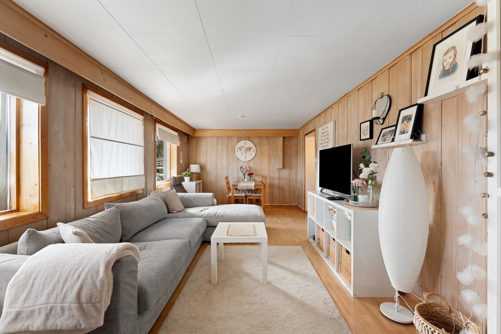 Underetasjen er blitt benyttet til utleie. Iht. originale byggetegninger er ikke rommene godkjent til varig opphold Galleribilde