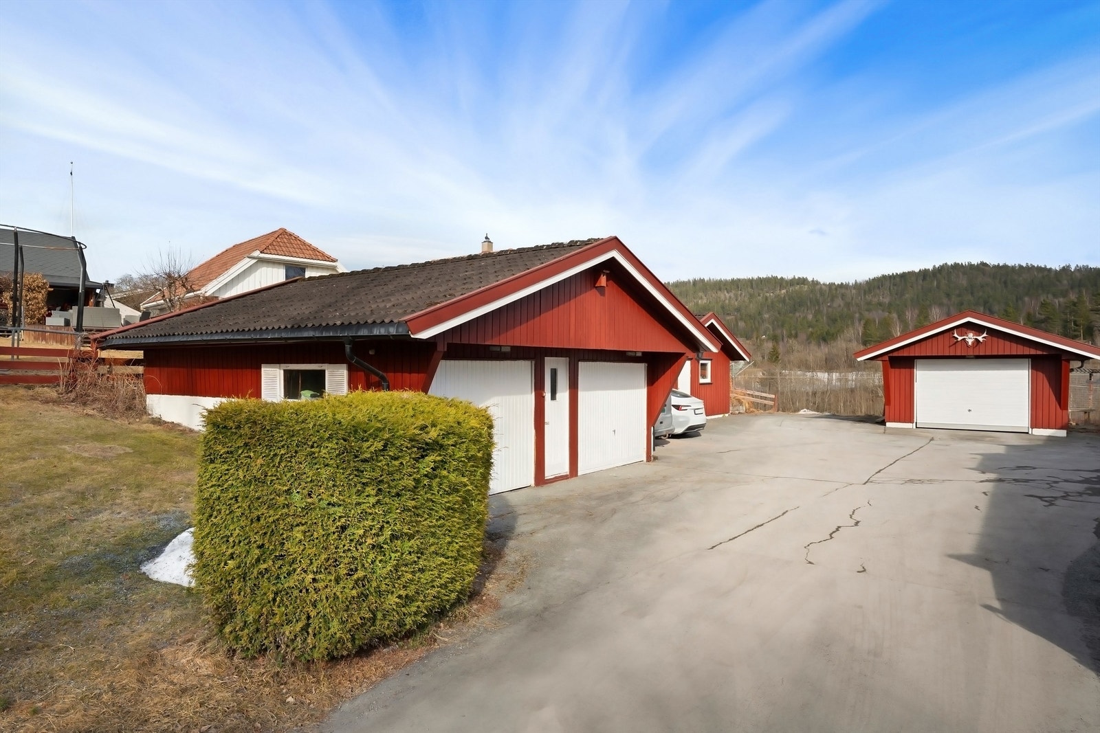 Det er bare 200 meter til nærmeste bussholdeplass i Johnsrudgata med ekspressbuss nr. 150 E og 210A til Oslo Galleribilde