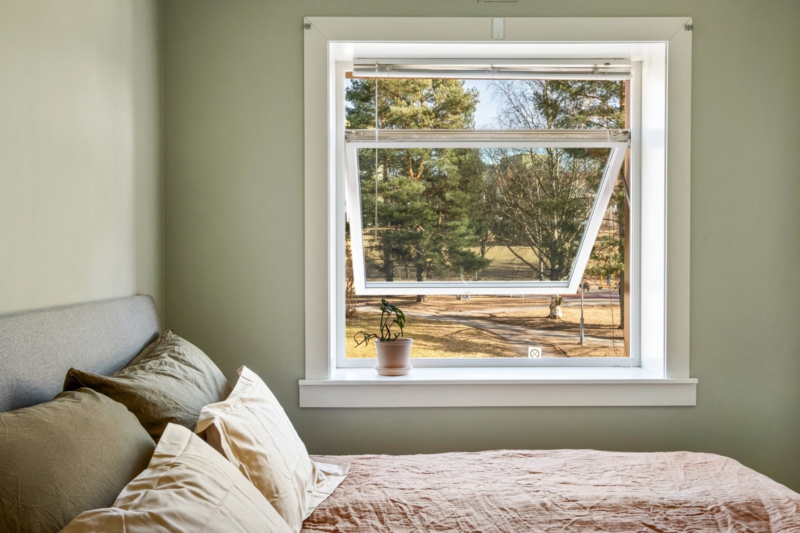 Borettslaget er omkranset av nydelige grøntarealer. Galleribilde