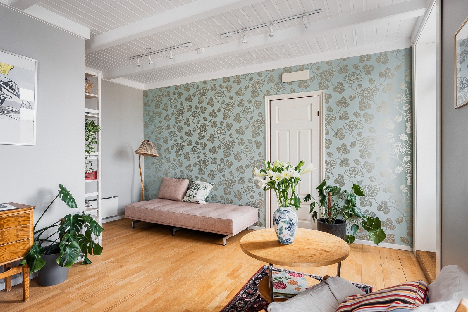 Leiligheten har i dag to soverom, men det er gode muligheter for endring av planløsning. Galleribilde