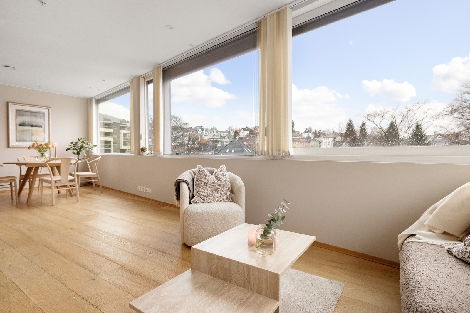 EIE eiendomsmegling har gleden av å presentere Minde Allé 3 v/ Simon Aasen! Galleribilde