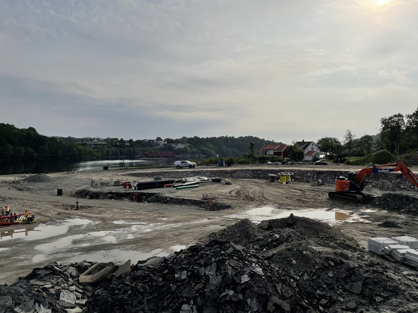 Tomt 6-9 pr 28/8-24 Galleribilde