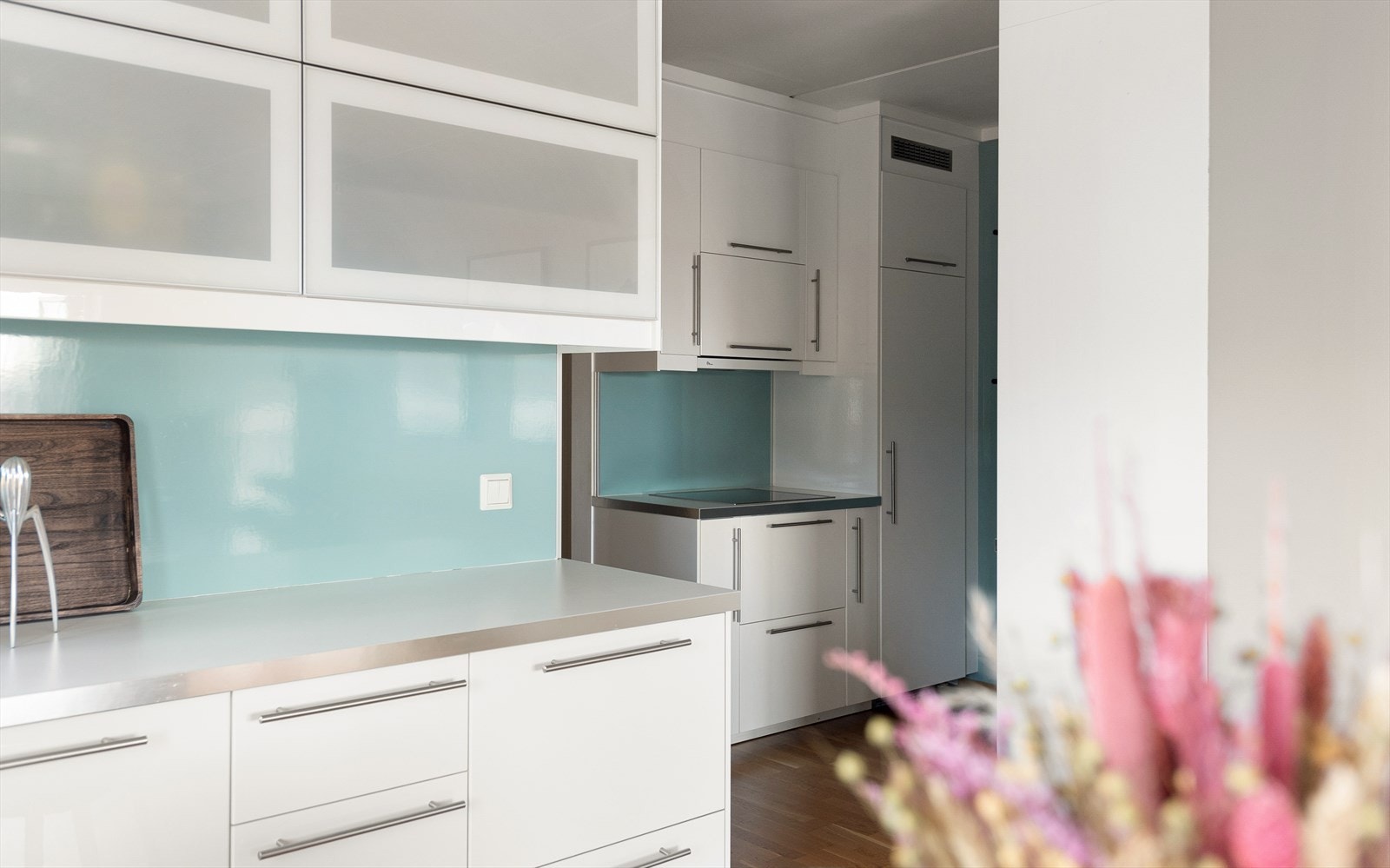 Delvis åpen kjøkkenløsning Galleribilde