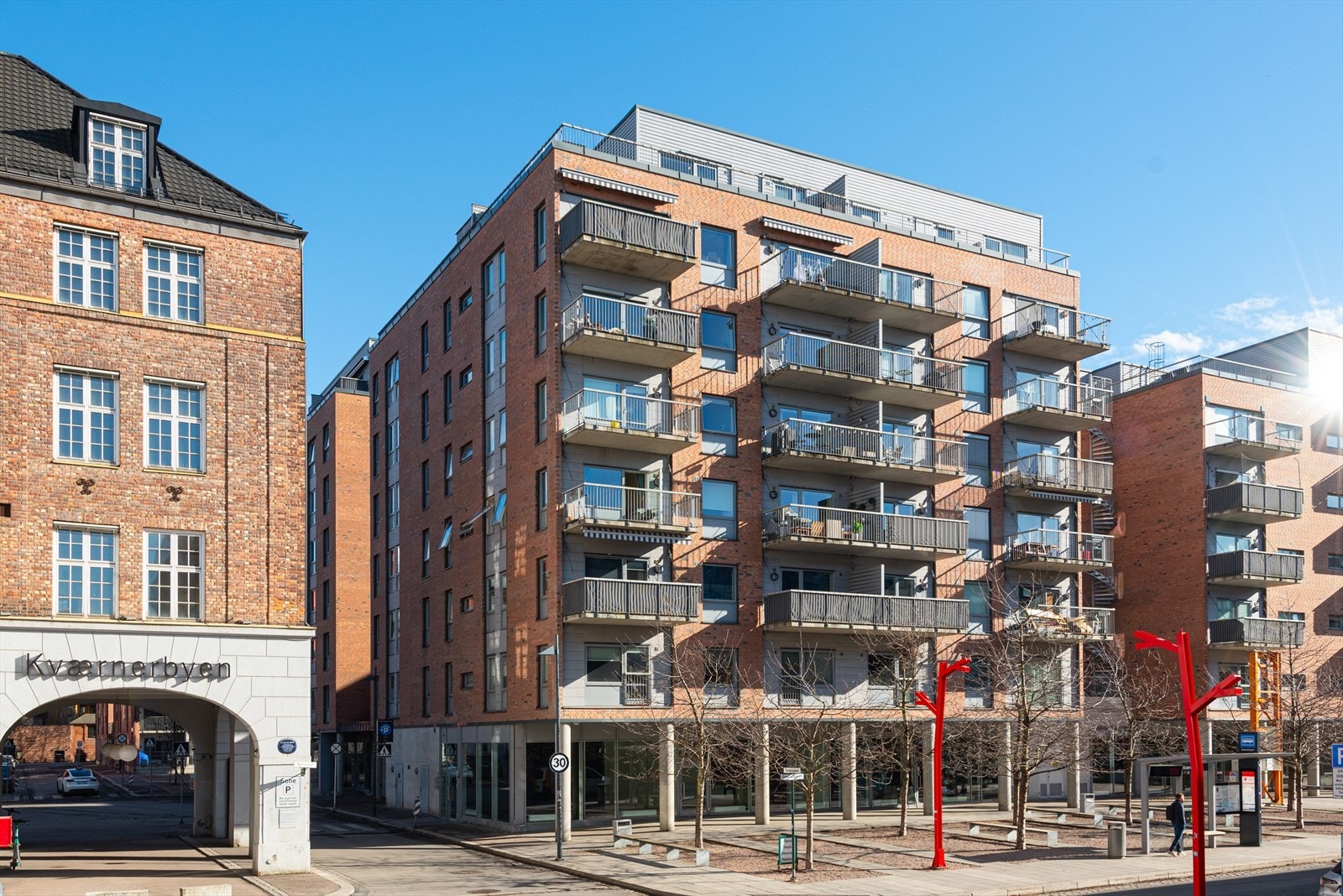 I Kværnerbyen er fellesareal pent opparbeidet med barnevennlige soner og grønne fellesområder Galleribilde