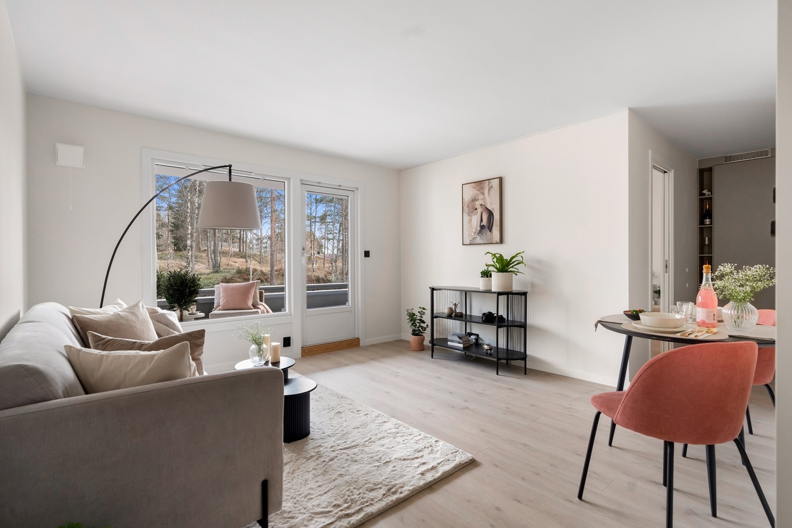 God standard, tidsriktige fargepaletter og fine materialvalg Galleribilde