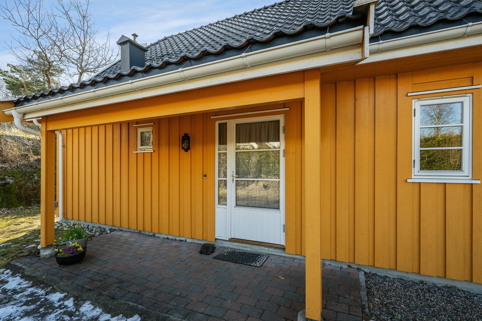 Overbygget inngangsparti. Galleribilde