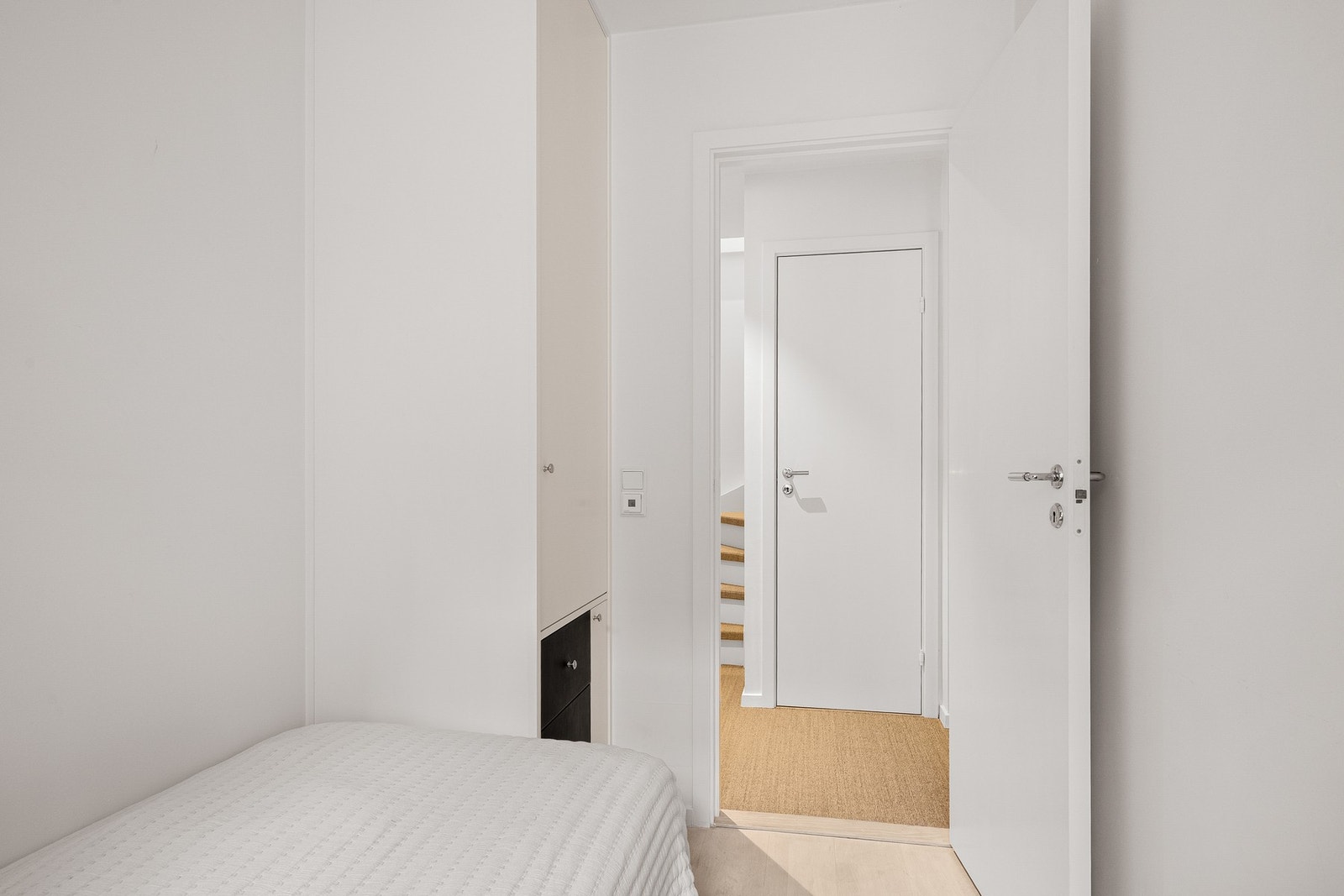 Nye håndtak på alle innedører 2023. Galleribilde