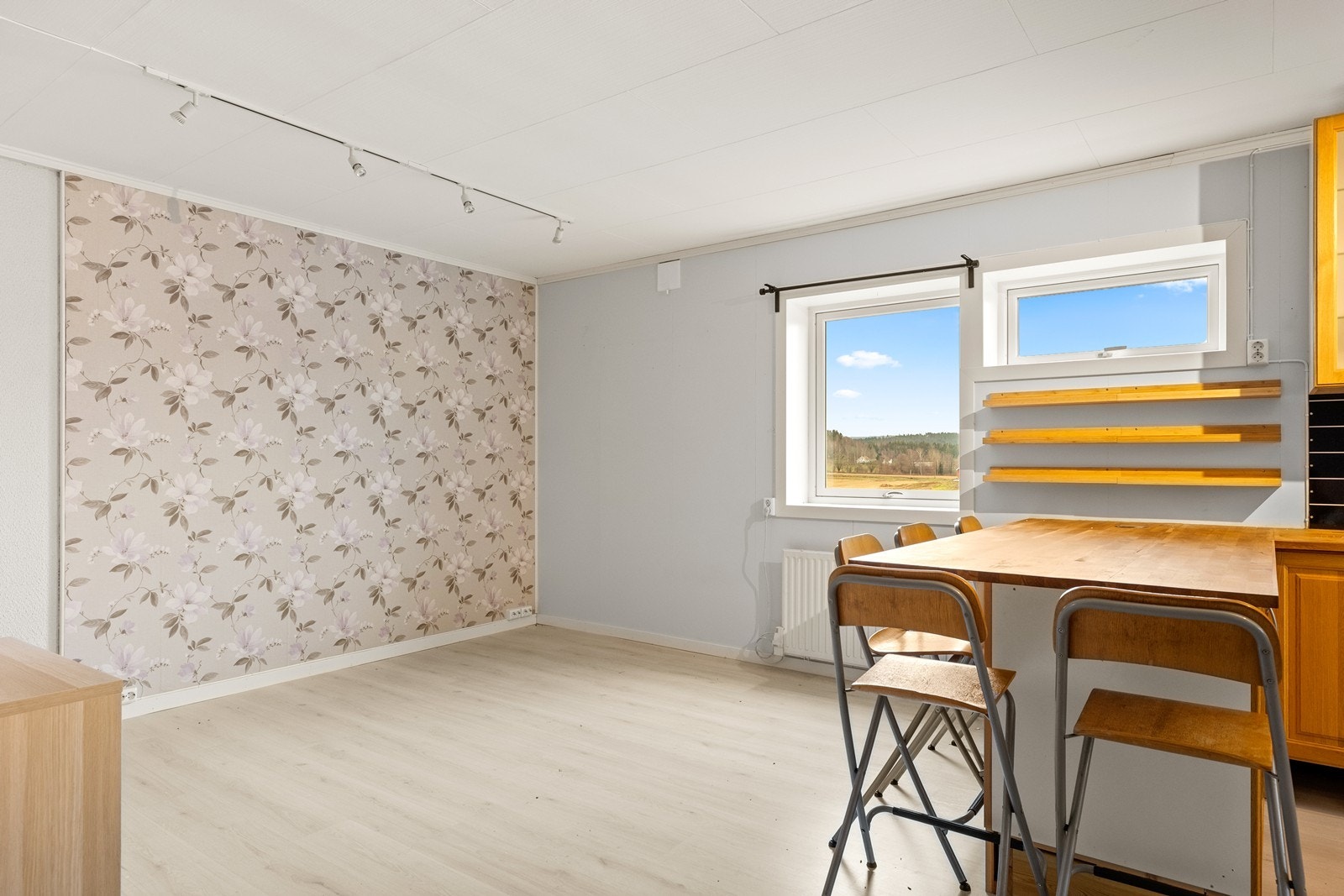 Fra kjøkken i leilighet Galleribilde