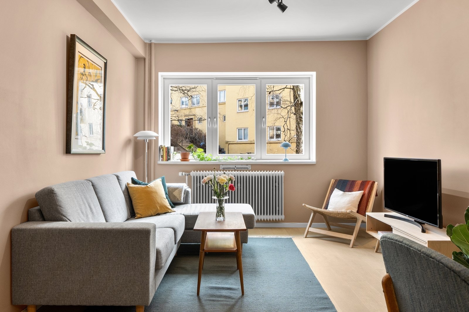 En lys og moderne 3-roms selveierleilighet med populær beliggenhet på Sinsen/Rosenhoff. Galleribilde