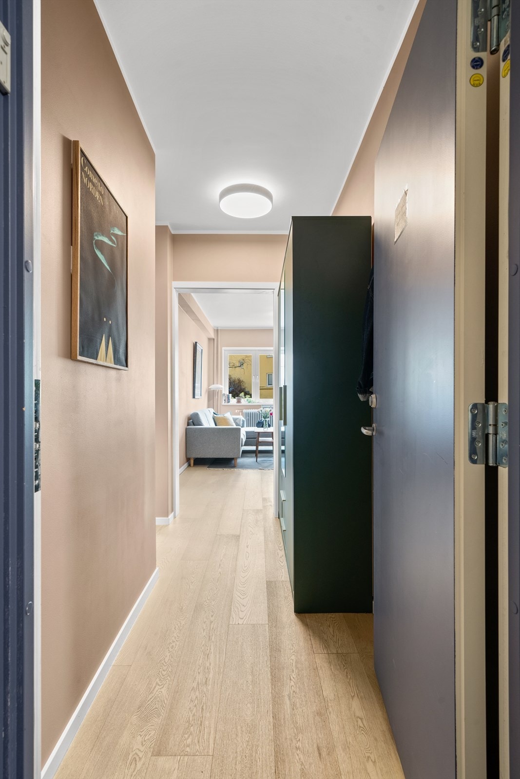 Entréen gir boligen er godt førsteinntrykk. Galleribilde