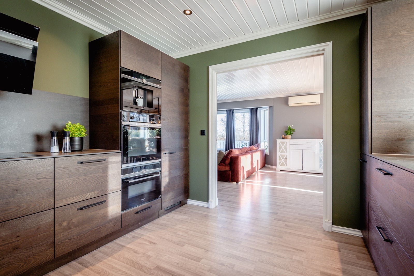 Behagelige farger på kjøkkenet Galleribilde