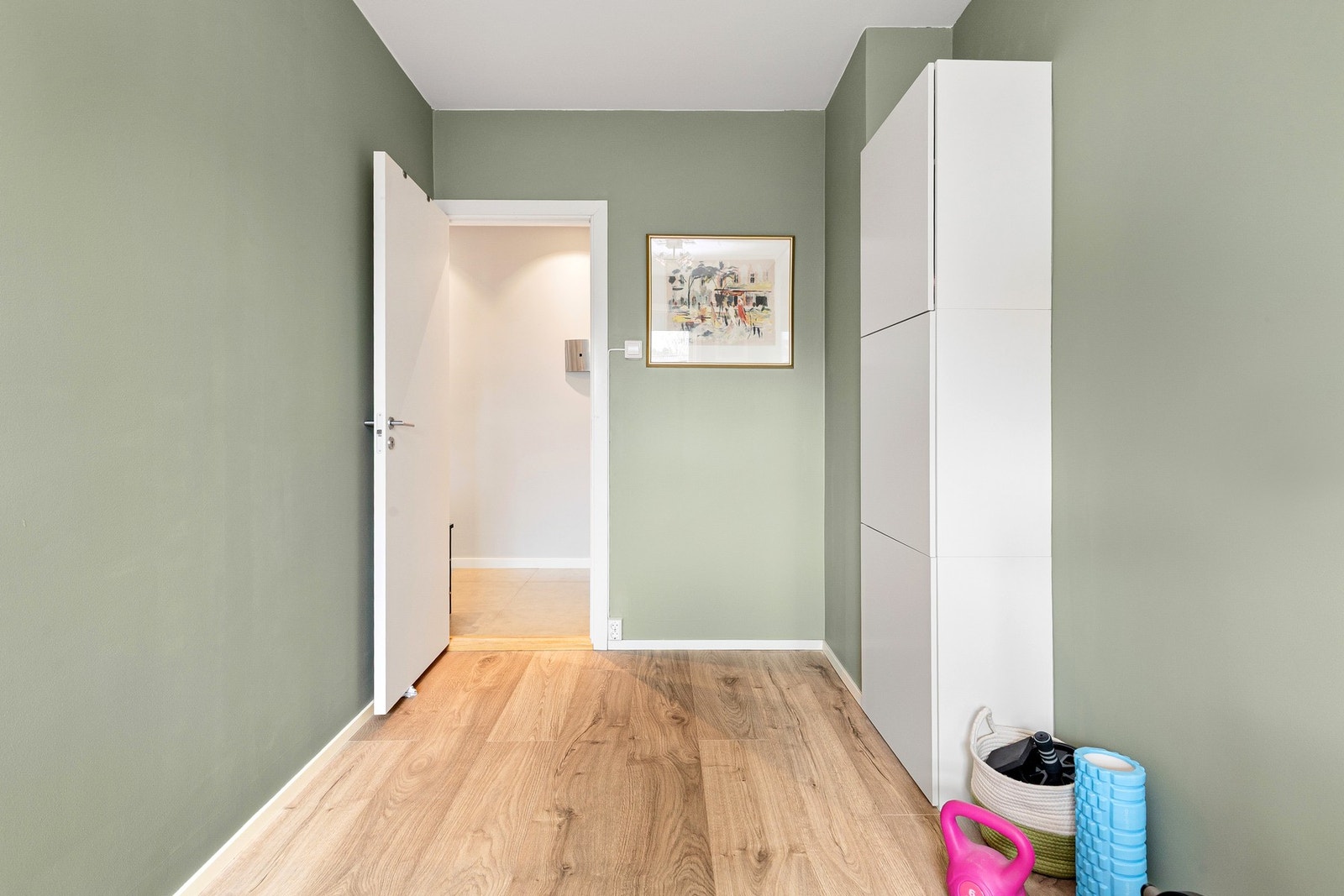 Garderobeskap på soverom 2. Galleribilde