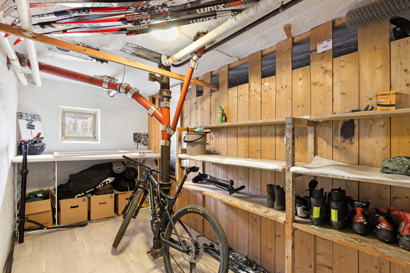 Kjellerbod på 9 kvm. Galleribilde