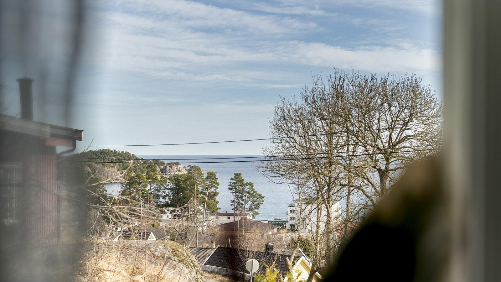 Sjøutsikt fra soveromsvinduet Galleribilde