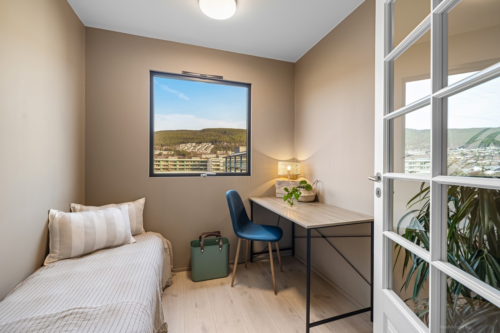 Kontor som i dag benyttes som gjesterom. Galleribilde