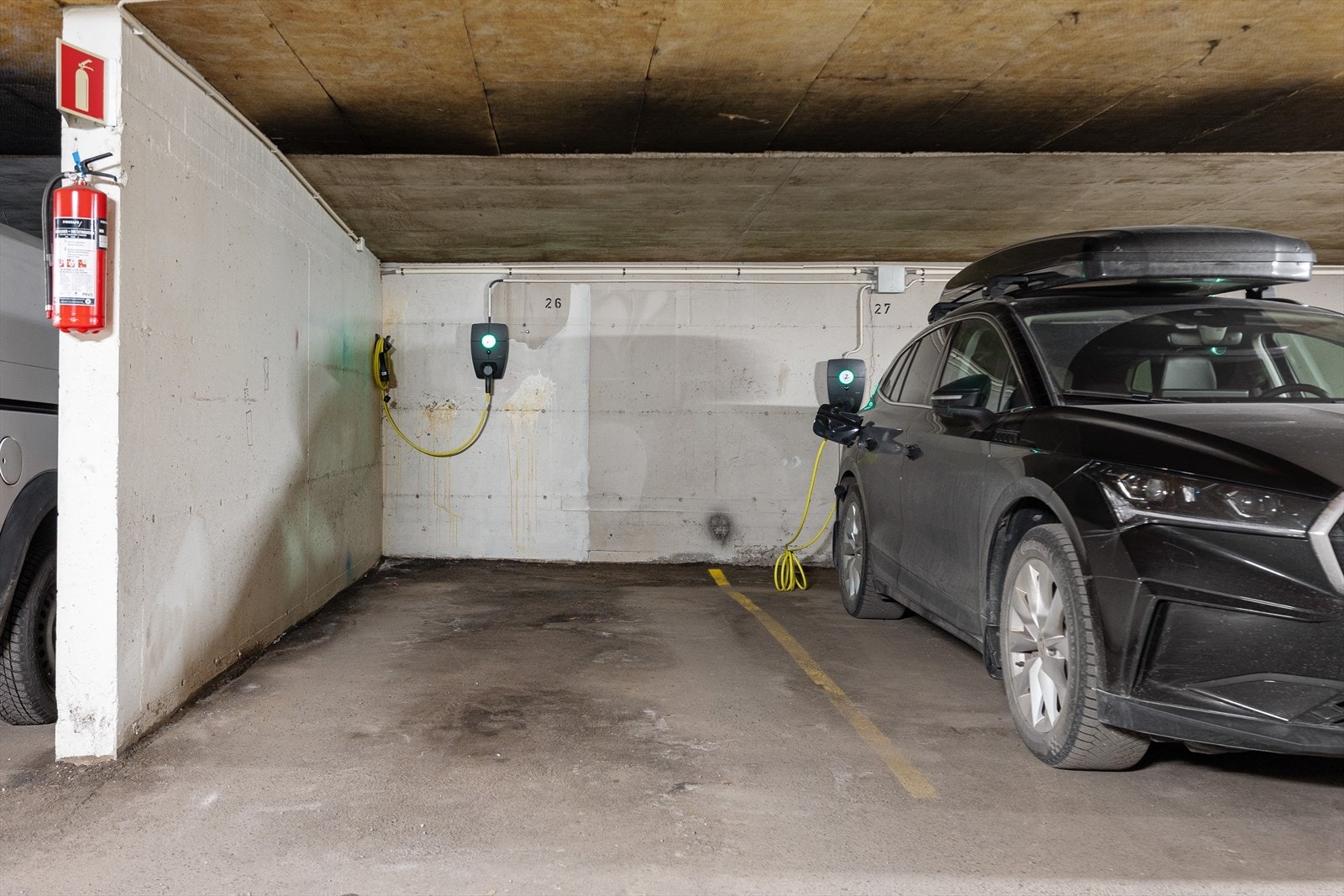 Garasjeplass med El-lader medfølger salget Galleribilde