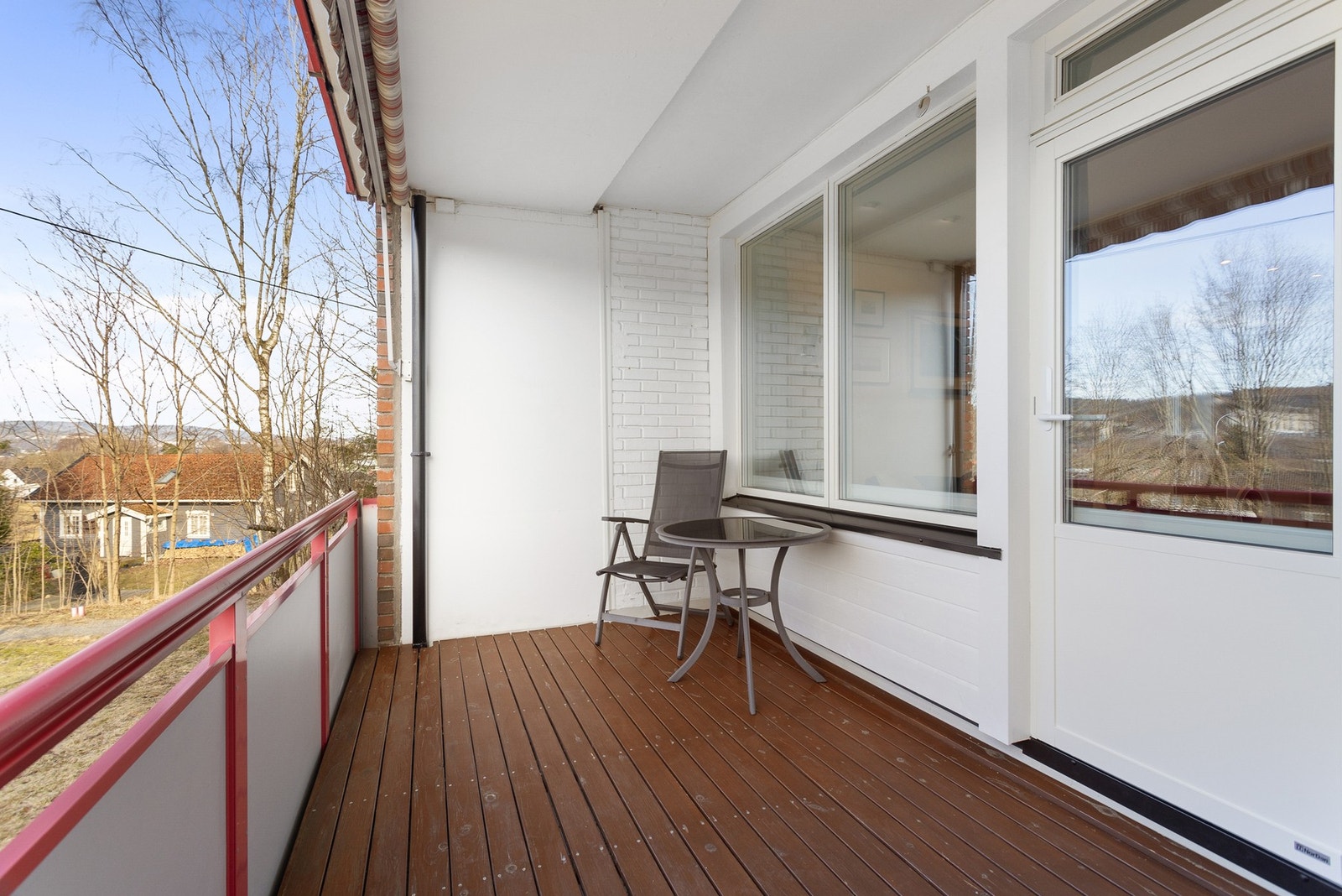 Balkong med fine solforhold Galleribilde