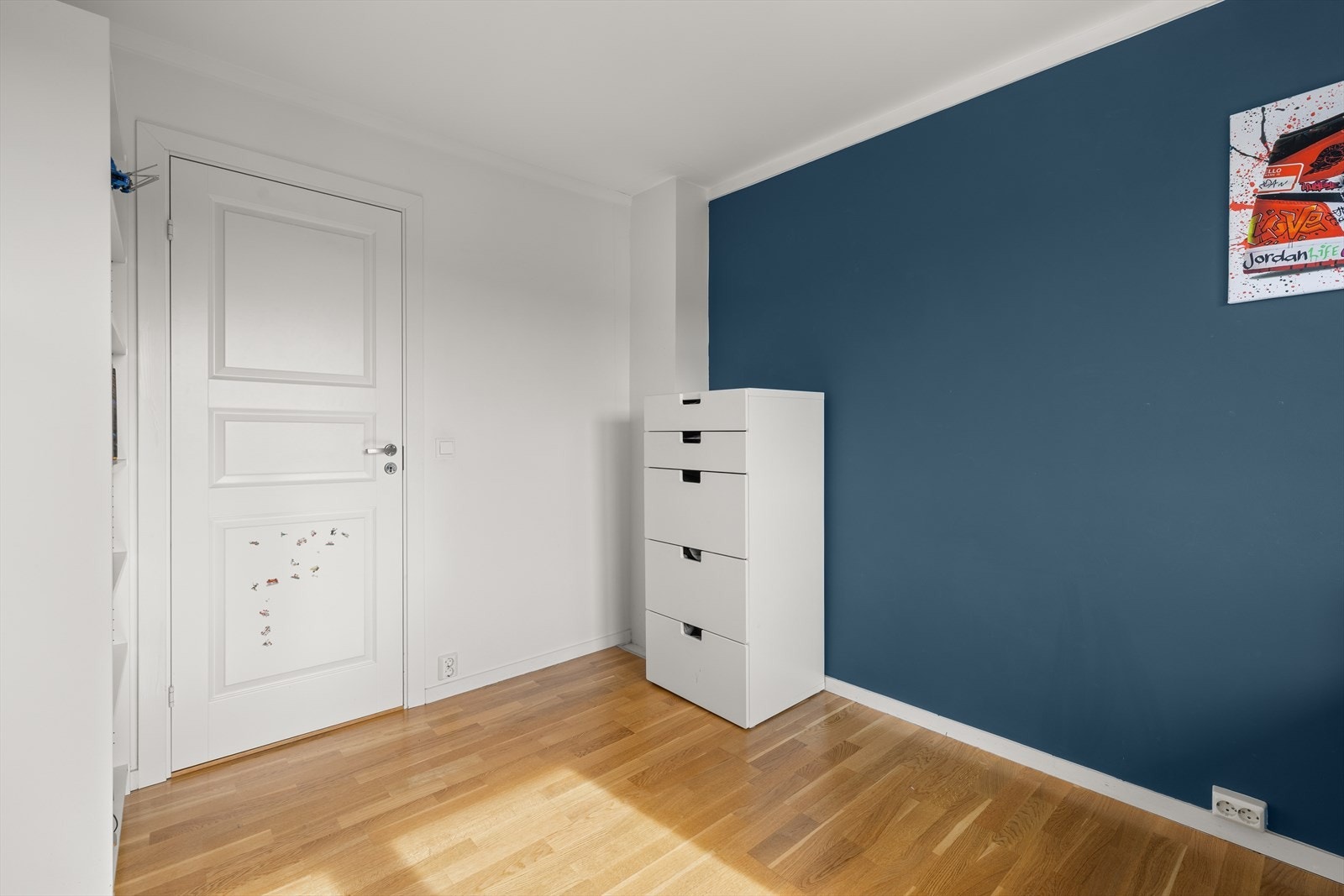 Rommets størrelse gir gode møbleringsmuligheter. Galleribilde