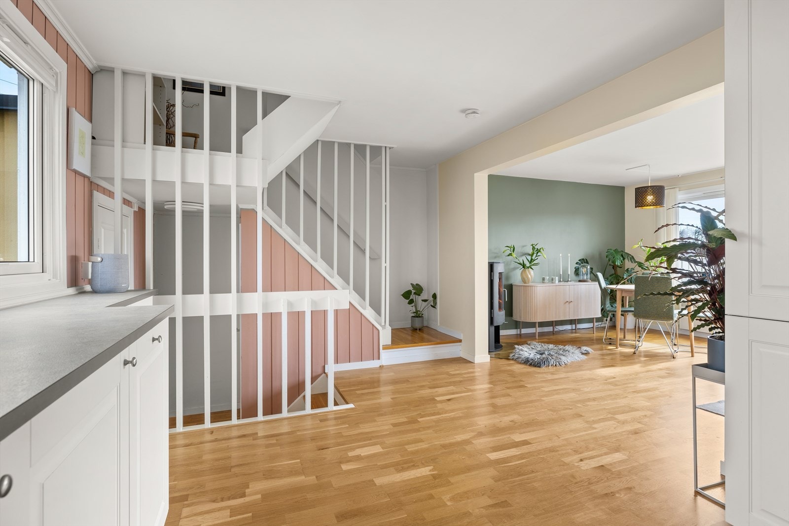 La oss ta turen opp til 2. etasje. Galleribilde