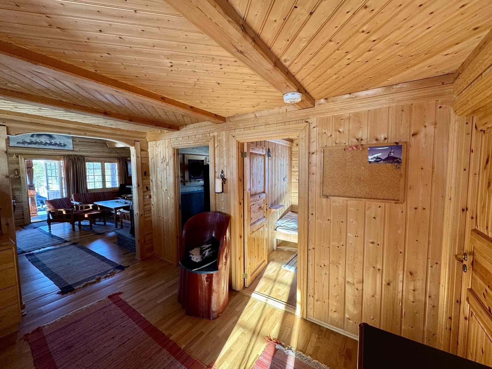 Gang mot kjøkken, soverom og vaskerom Galleribilde