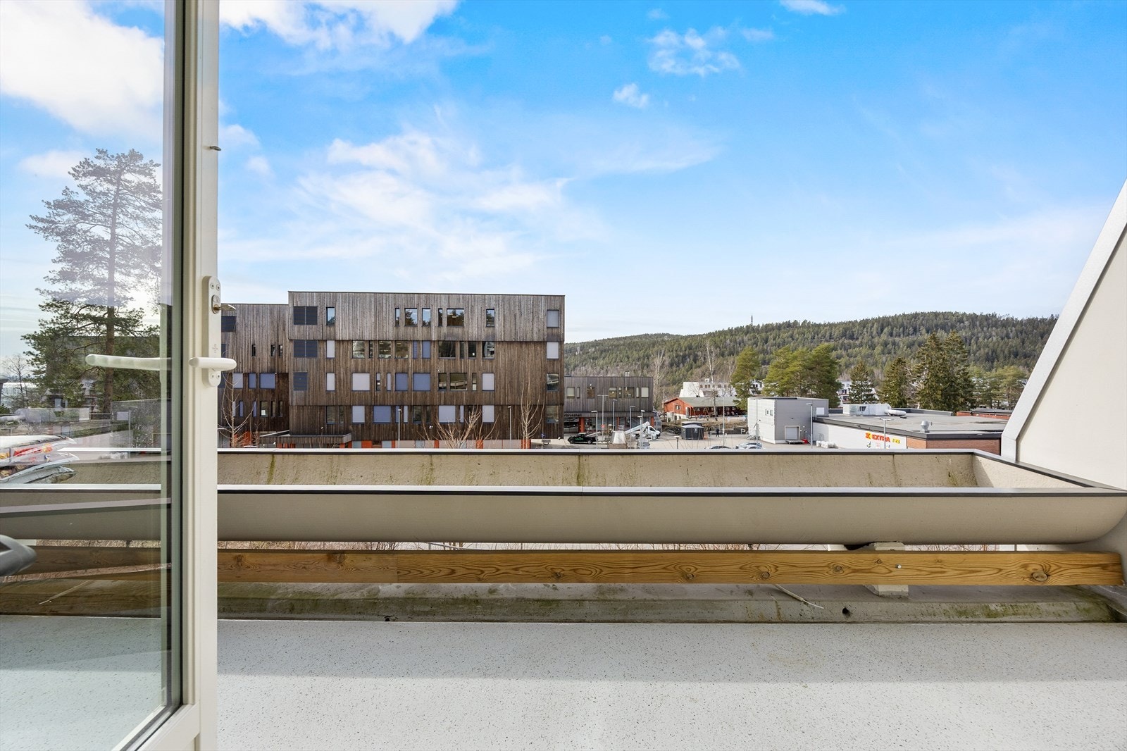 Velkommen til Nico Hambros vei 6 presentert av Milad Alexander Sabori v/Nordvik Eiendomsmegling! Galleribilde