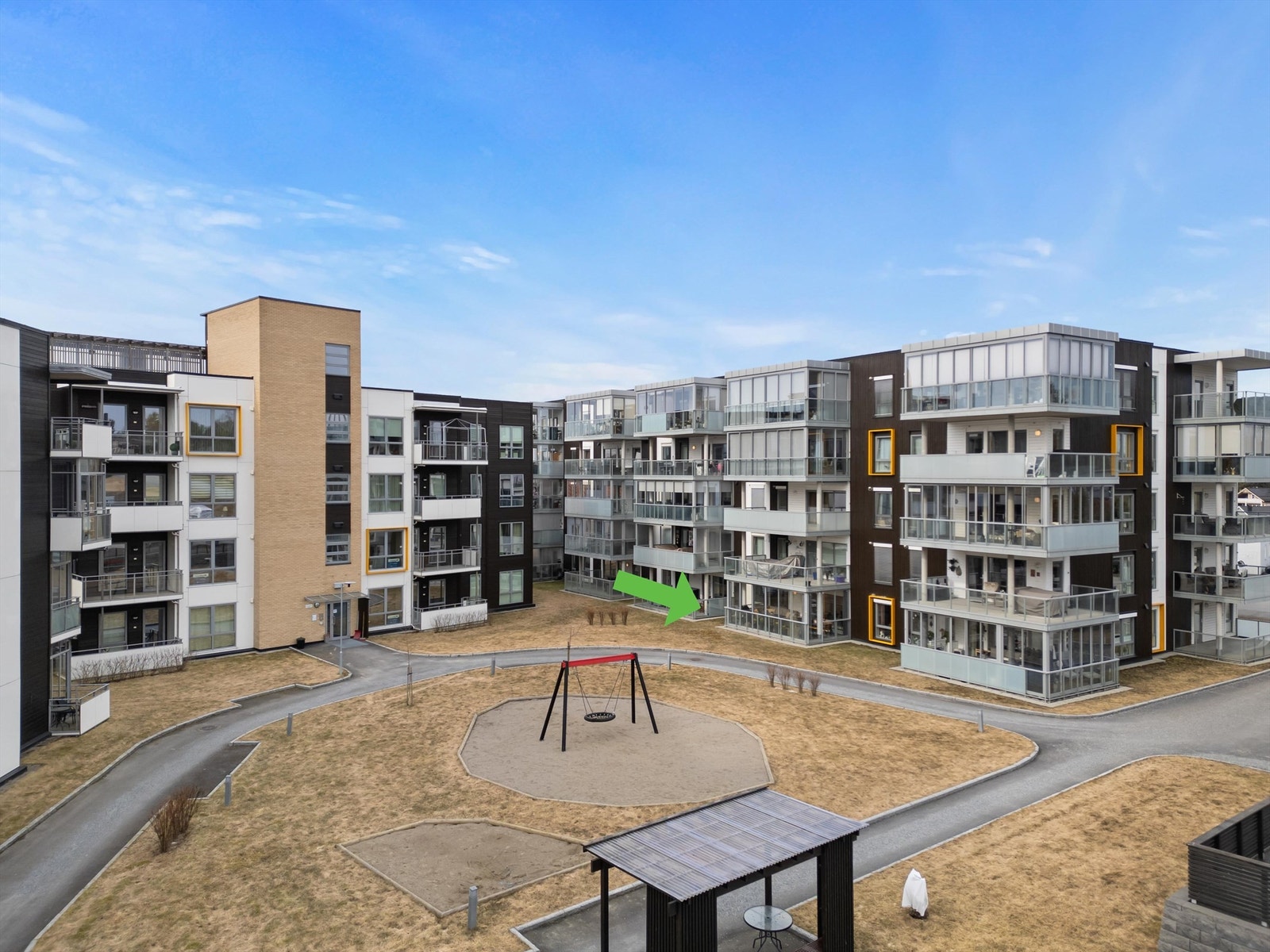 En flott 3-roms selveierleilighet i Årnes sentrum. Galleribilde