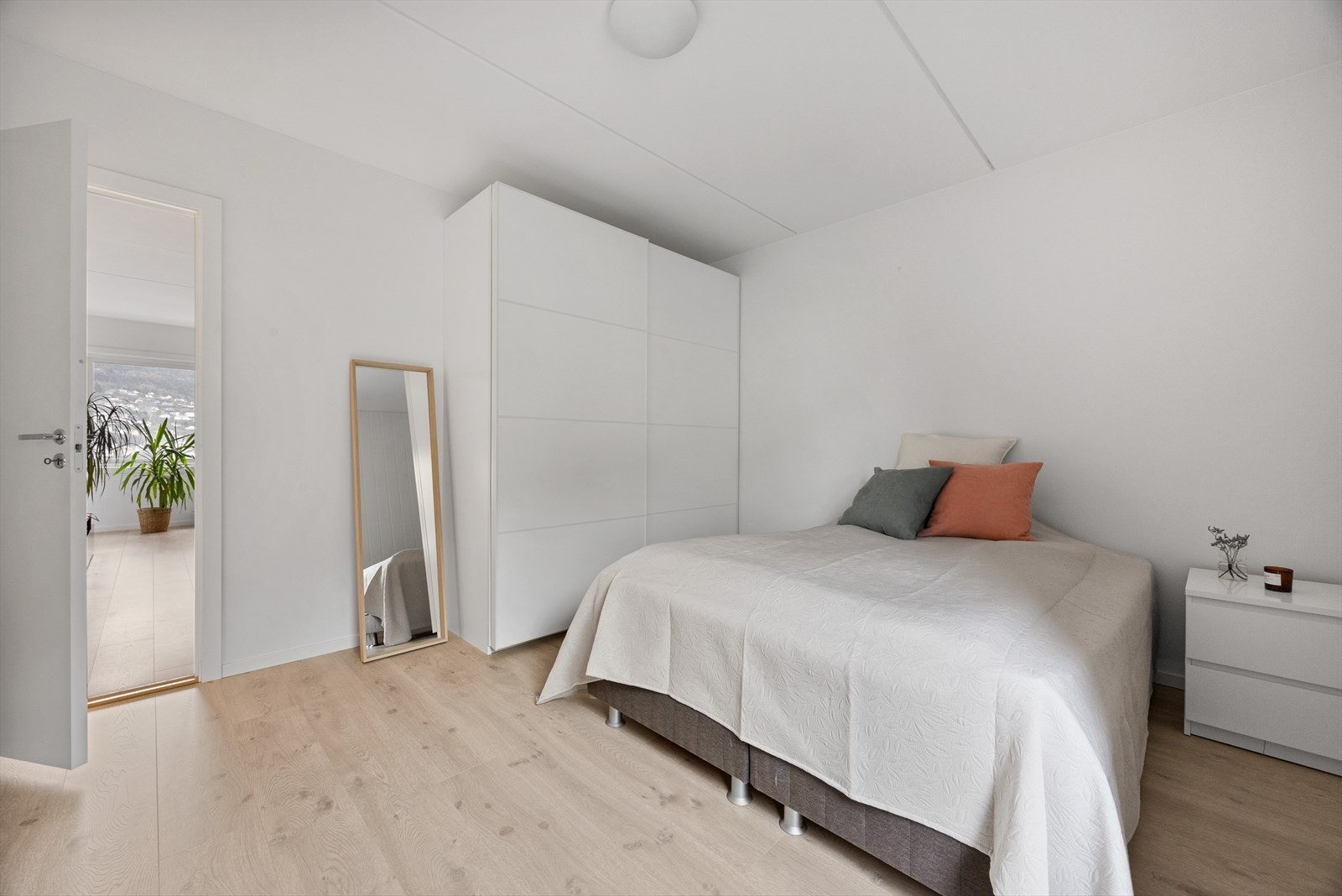 Leiligheten har 3 soverom Galleribilde