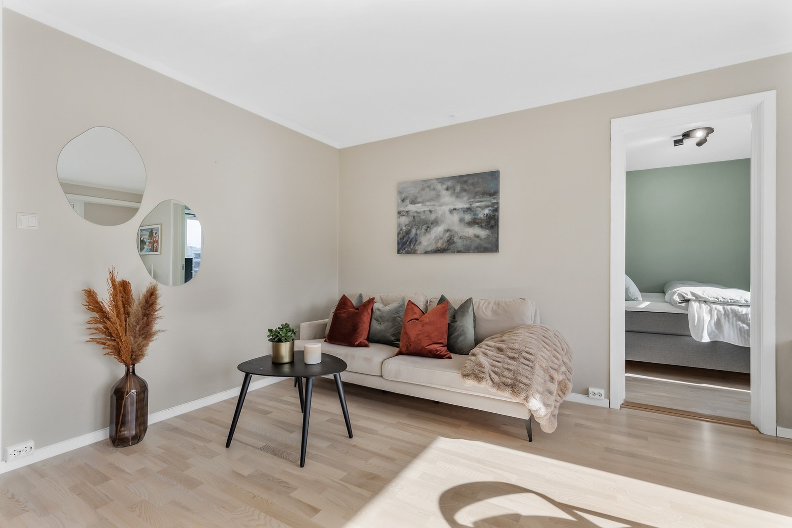 Vinduer er byttet i 2003 Galleribilde