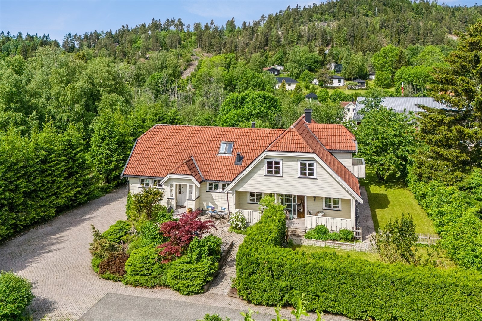 DNB Eiendom v/ Christer Hagen og Salma Rana har gleden av å presentere Grubegata 23B! Galleribilde