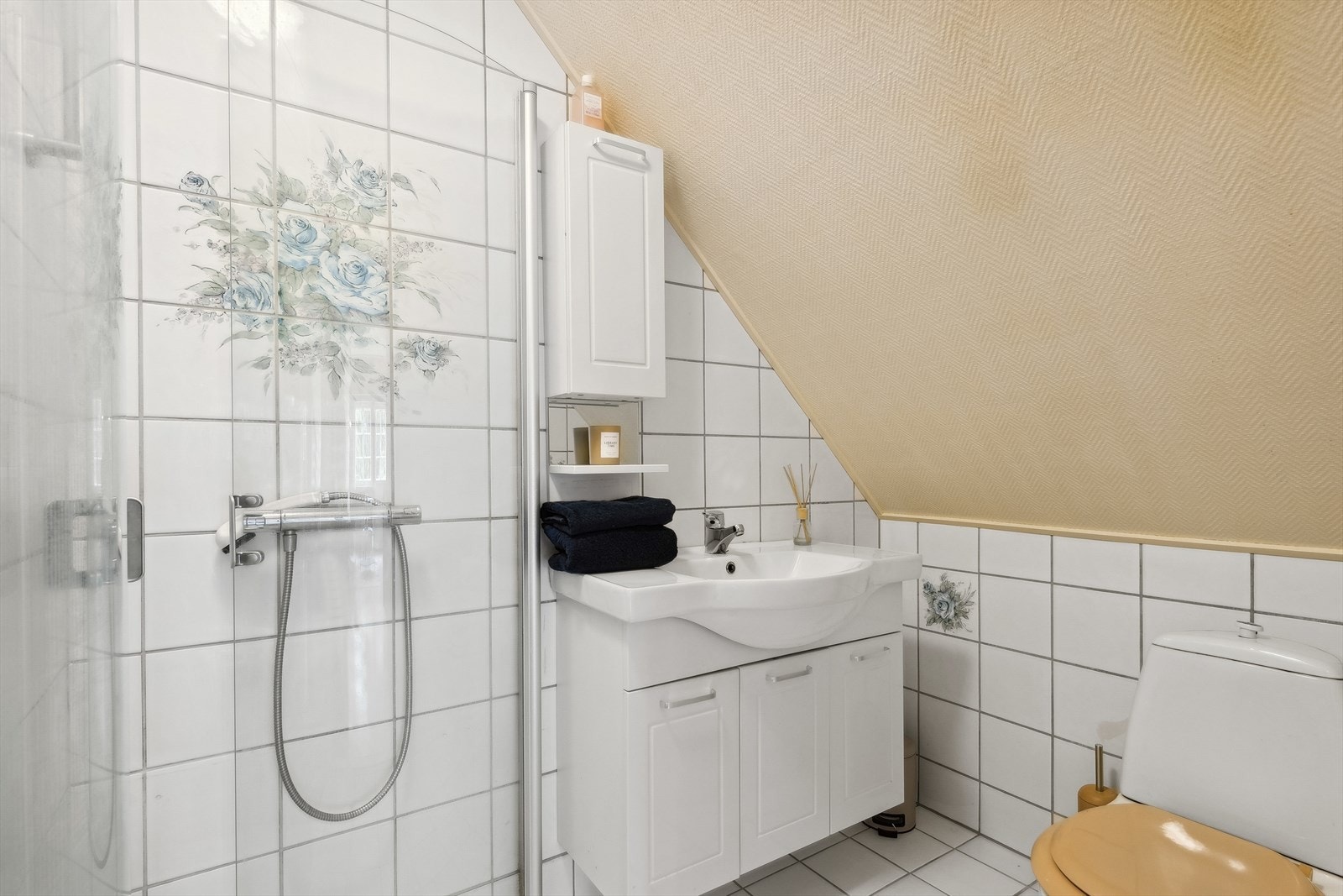 Baderom 2 i 2. etasje Galleribilde