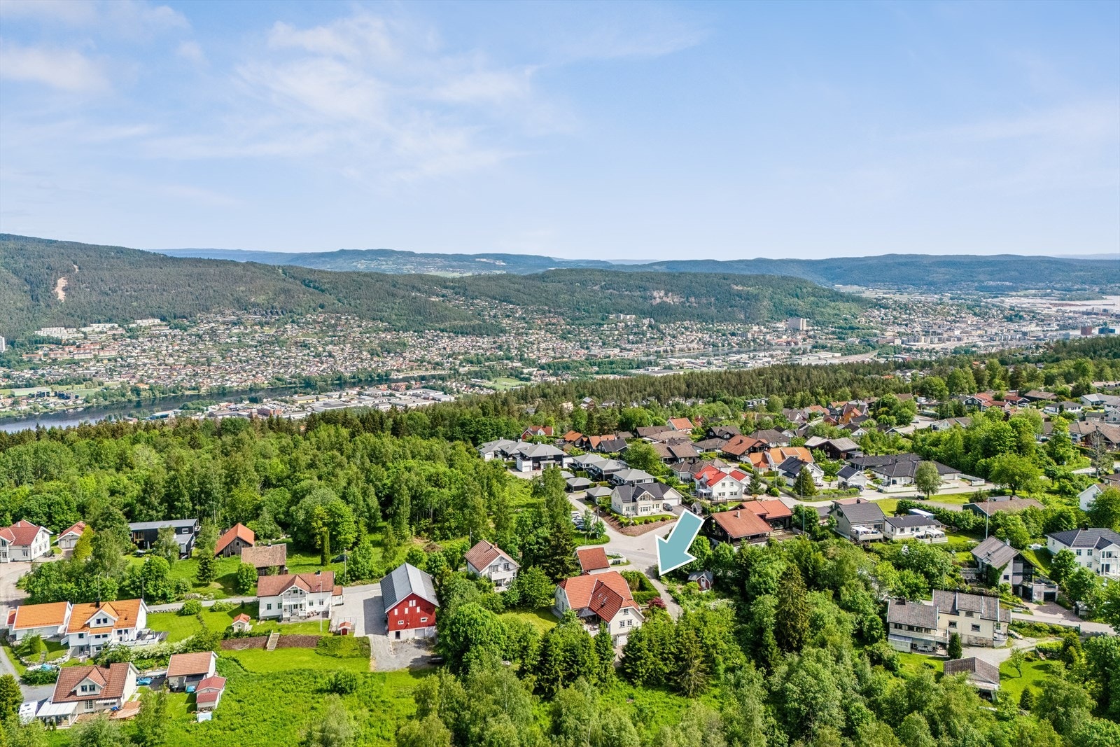 Landlige og naturskjønne omgivelser. Galleribilde