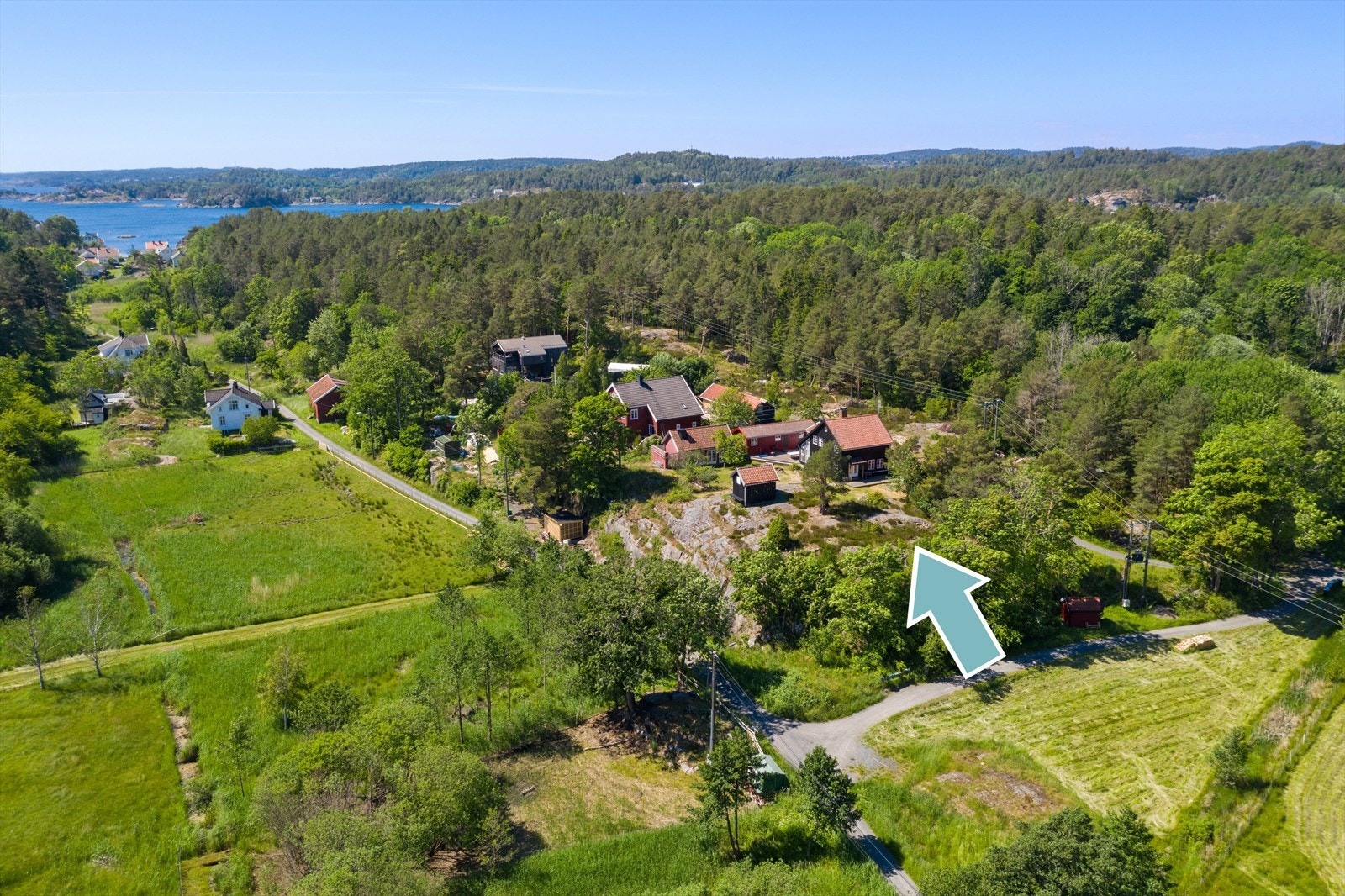 Hjørnetomt med høy og fin beliggenhet Galleribilde