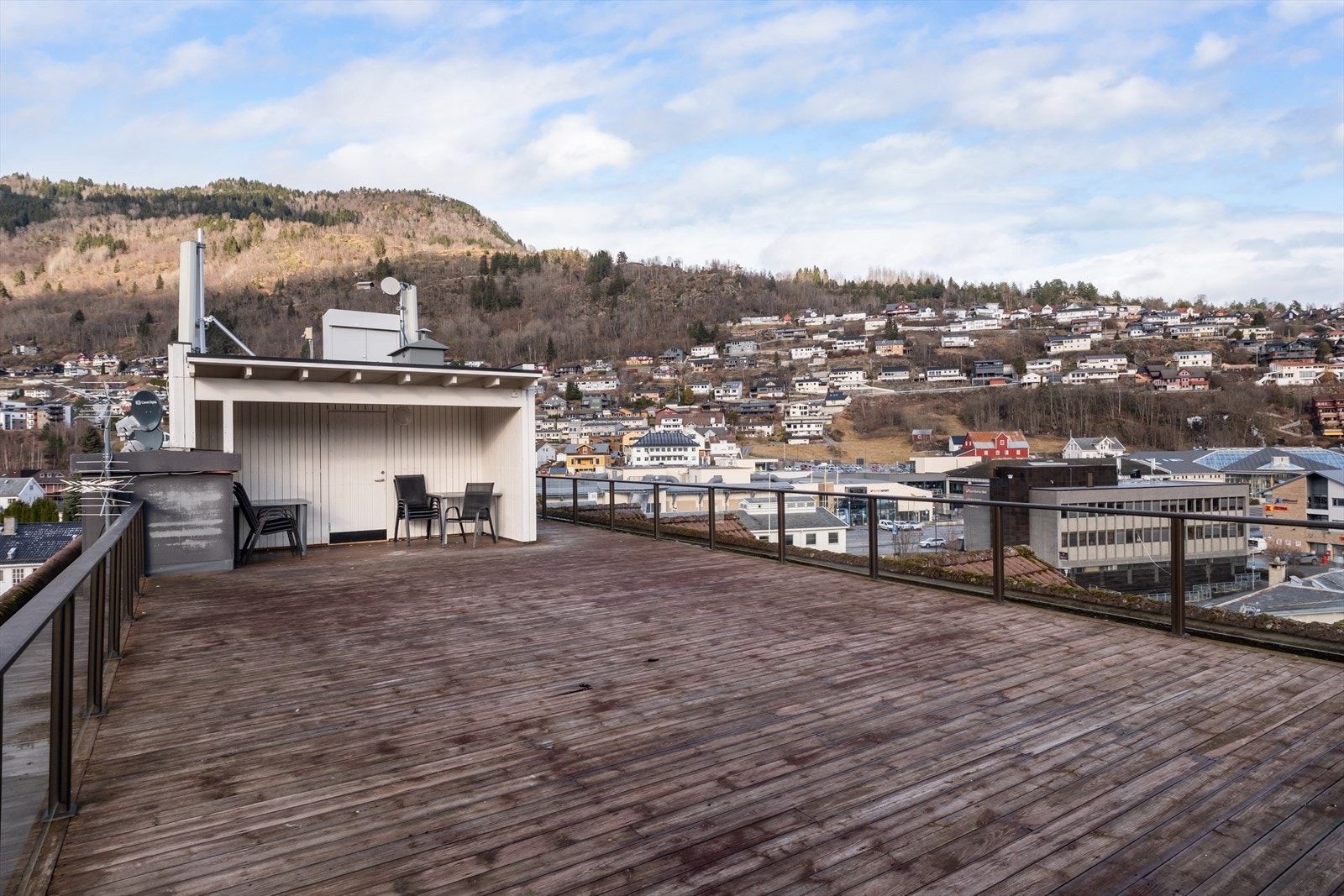 Her ute kan ein nyte sola frå tidleg morgon til seine kveldar. Galleribilde