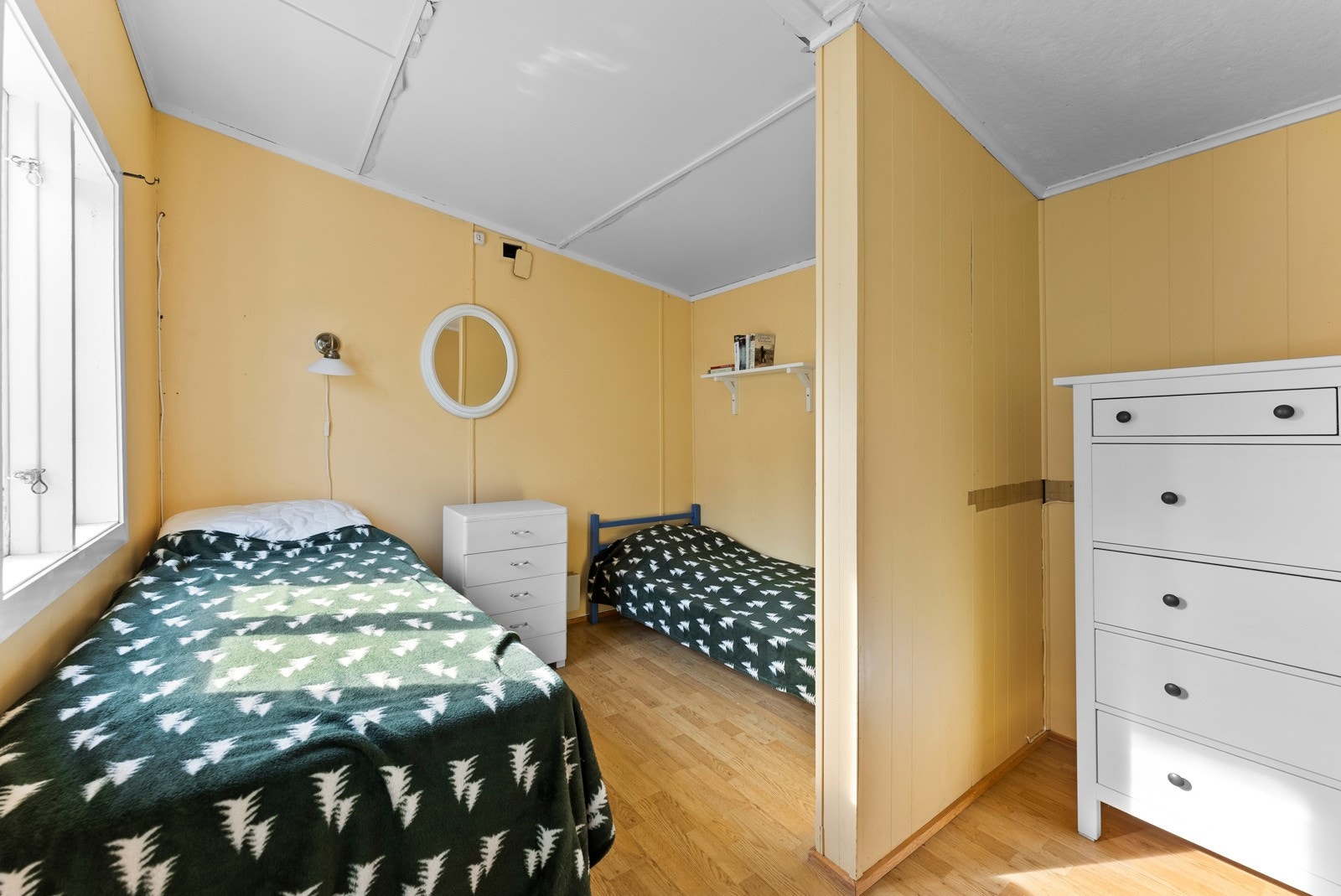 Soverommet i annekset er lyst, pent og romslig. Galleribilde