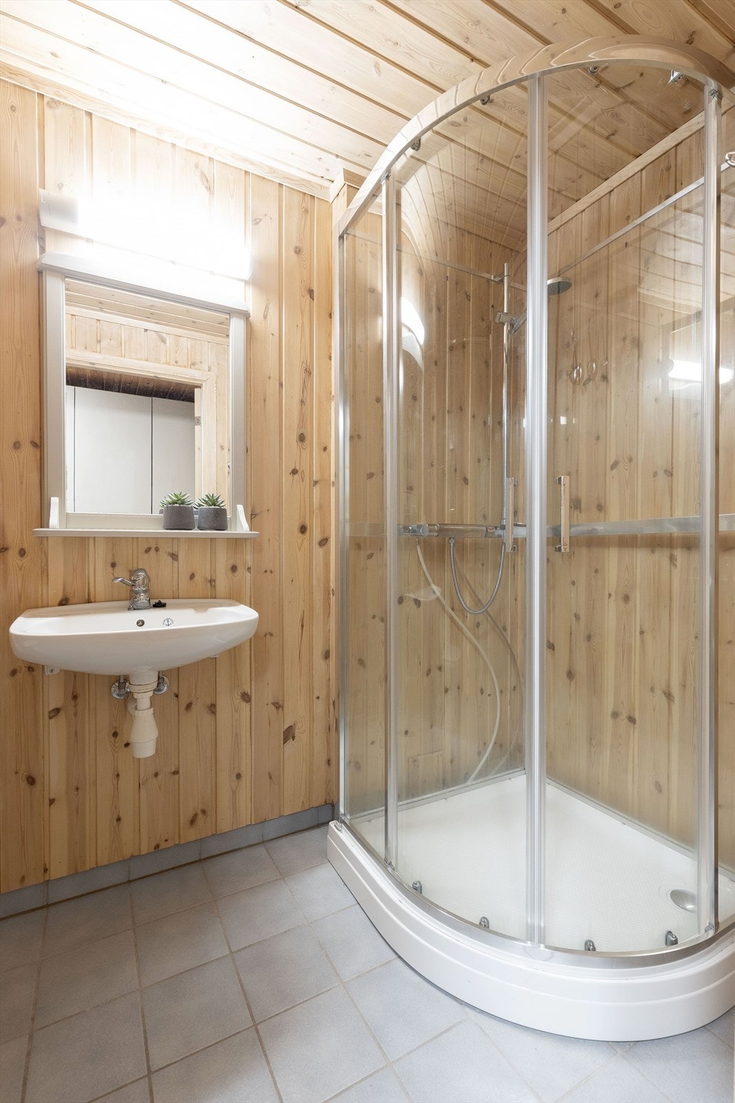 Bad kjeller Galleribilde