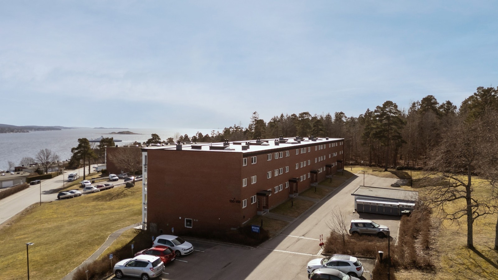 Solrikt og fint med nydelig utsikt Galleribilde