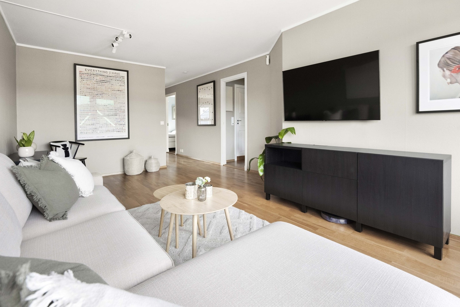 Stuen er malt i delikate farger Galleribilde