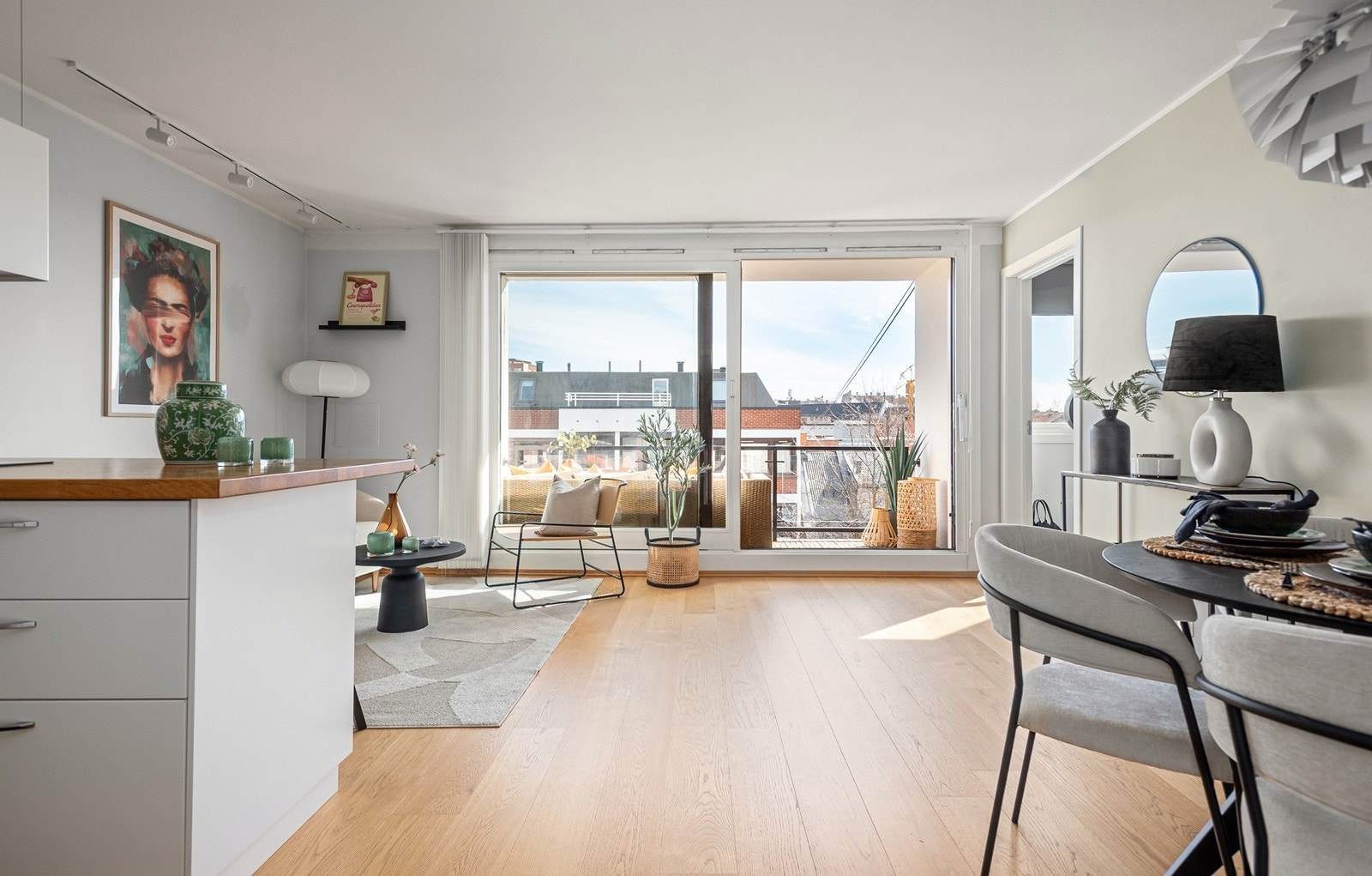 Øyvind Næss og Ida Basilier ved Nordvik Majorstuen har gleden av å presentere Kirkeveien 51! Galleribilde