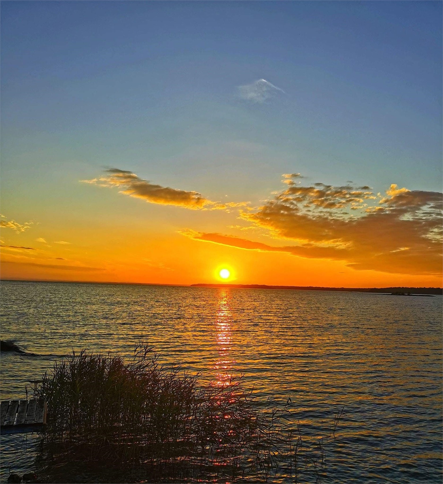 Tur till Vänern med vacker solnedgång Galleribilde