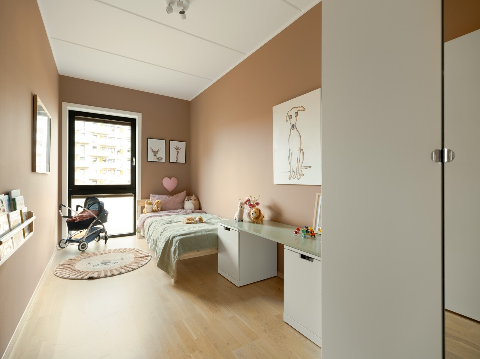 Innerst i mellomgangen finner vi det tredje soverommet. Galleribilde