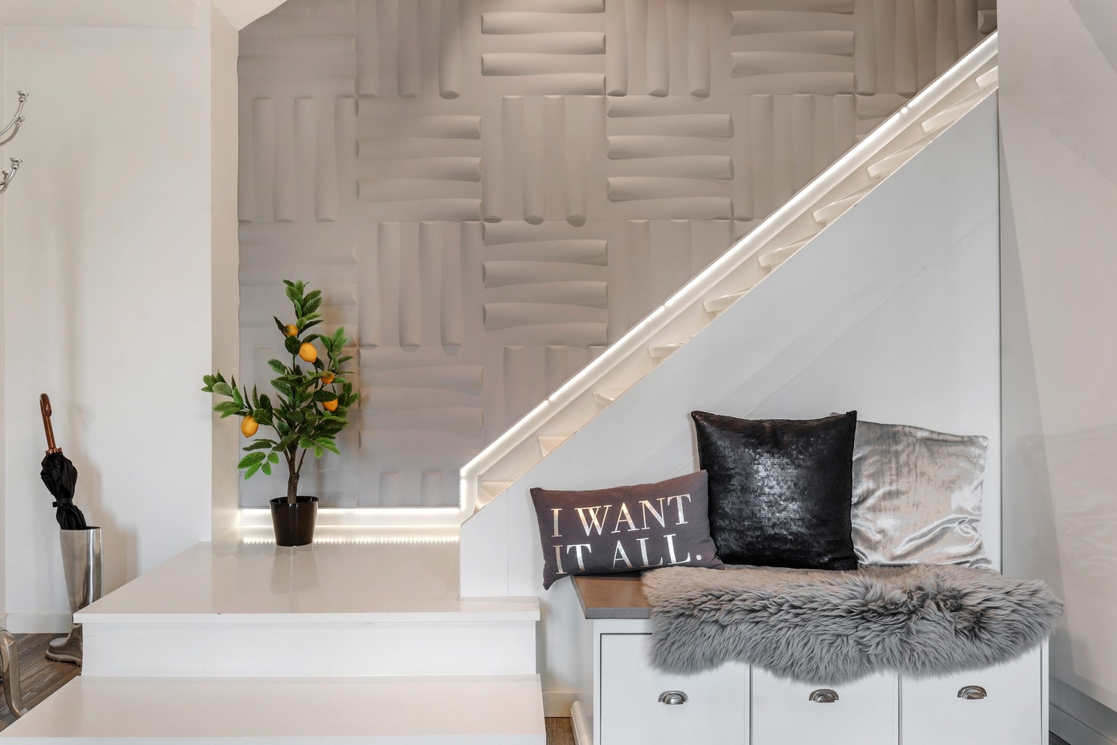 Trappegang til 2. etg. Galleribilde